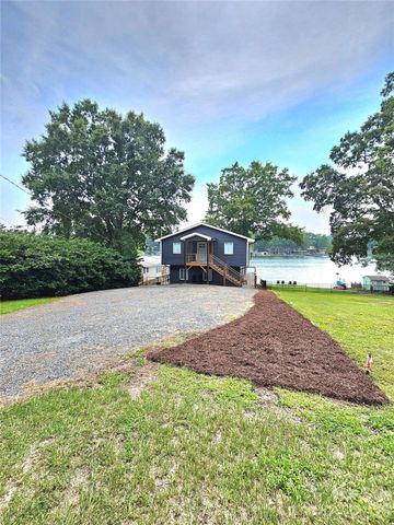634 Pinehaven Drive PH74, New London, NC 28127