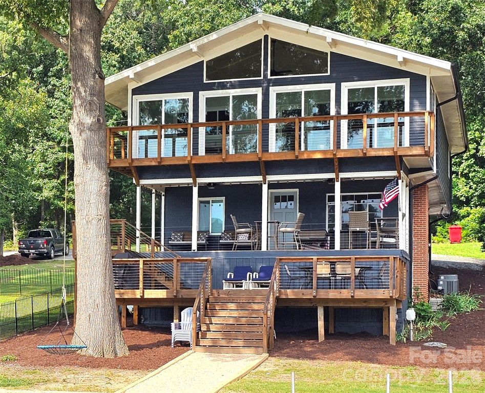 634 Pinehaven Drive PH74, New London, NC 28127