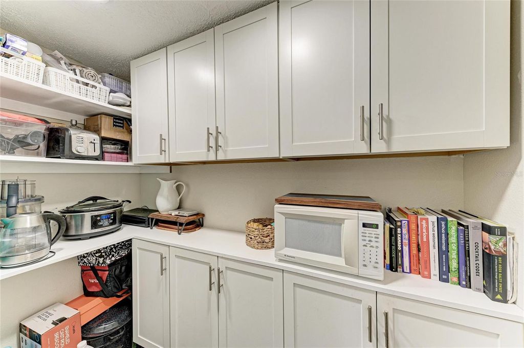 Image 21 of property listing at 5535 25TH STREET W, Bradenton, FL 34207