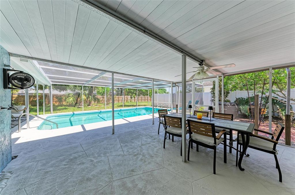 Image 34 of property listing at 5535 25TH STREET W, Bradenton, FL 34207