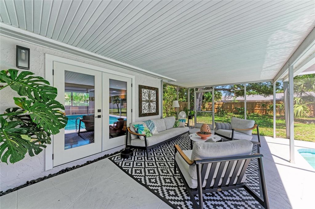 Image 40 of property listing at 5535 25TH STREET W, Bradenton, FL 34207
