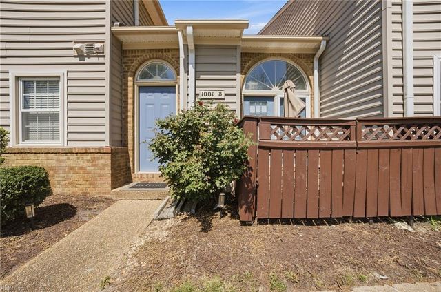 1001 Saint Andrews Way Apt B, Chesapeake, VA 23320