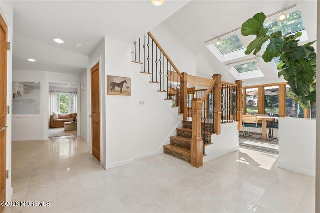 5 Eli Circle, Morganville, NJ 07751