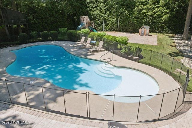 5 Eli Circle, Morganville, NJ 07751