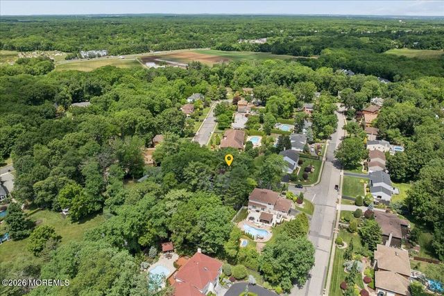 5 Eli Circle, Morganville, NJ 07751