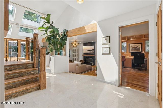 5 Eli Circle, Morganville, NJ 07751