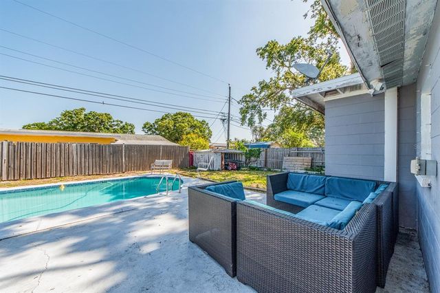 11397 122ND AVENUE, Largo, FL 33778