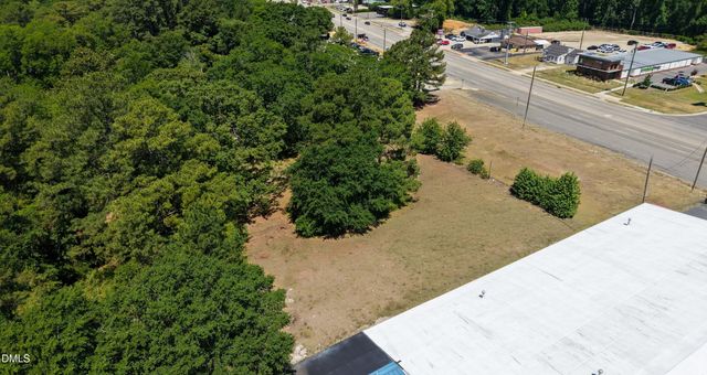 5231 Raeford Road, Fayetteville, NC 28304