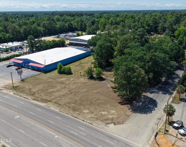 5231 Raeford Road, Fayetteville, NC 28304