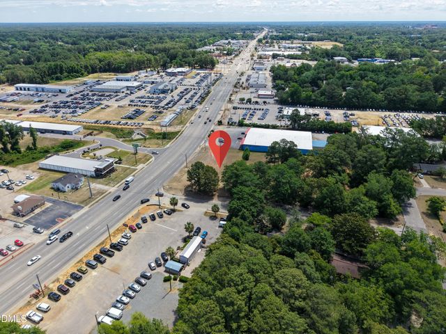 5231 Raeford Road, Fayetteville, NC 28304