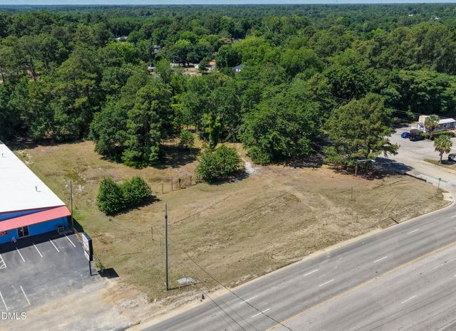 5231 Raeford Road, Fayetteville, NC 28304