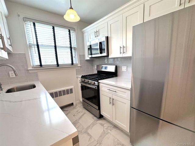 95 North Broadway C2-1, White Plains, NY 10603