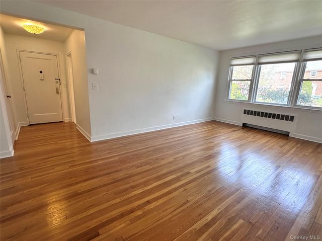 95 North Broadway C2-1, White Plains, NY 10603