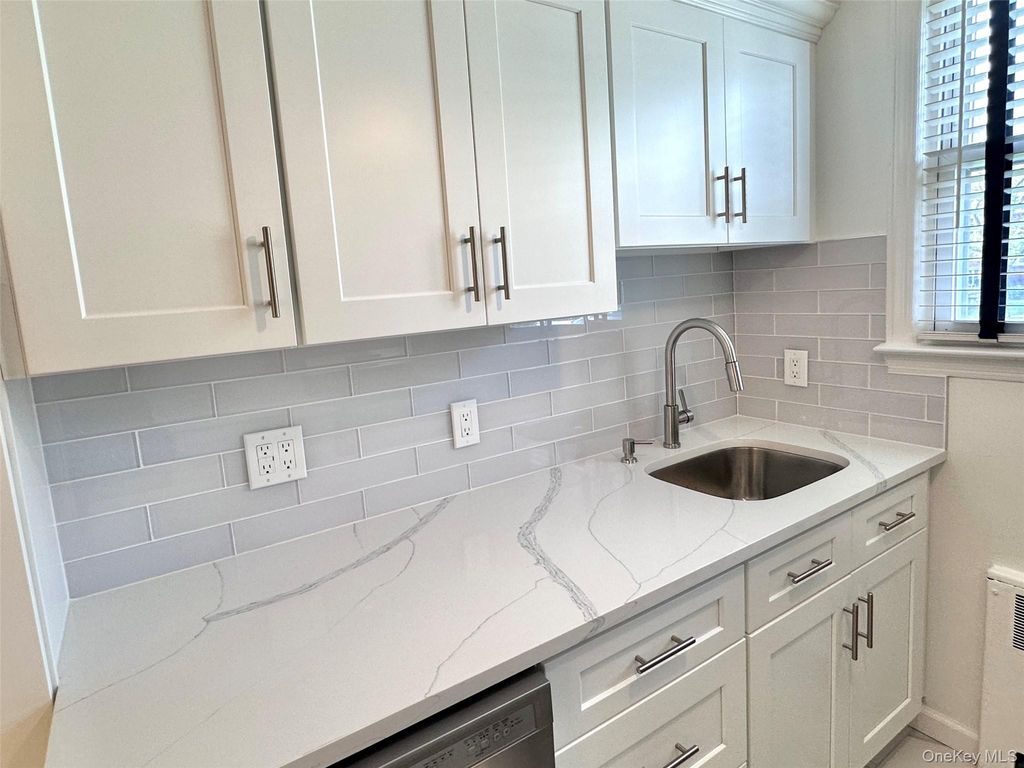 95 North Broadway C2-1, White Plains, NY 10603