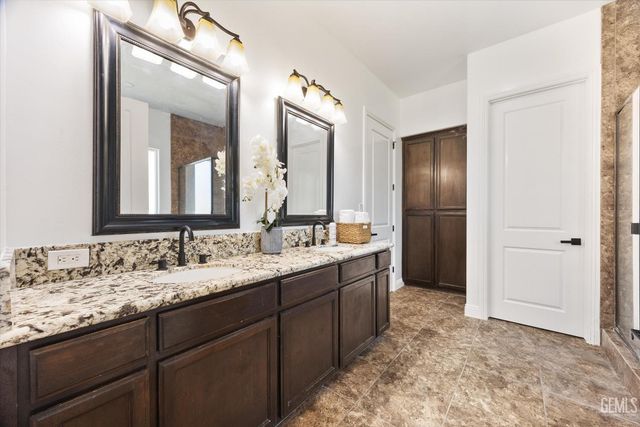 13700 Round Mountain Road, Bakersfield, CA 93308