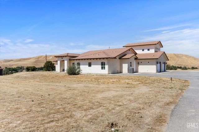 13700 Round Mountain Road, Bakersfield, CA 93308