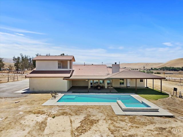 13700 Round Mountain Road, Bakersfield, CA 93308