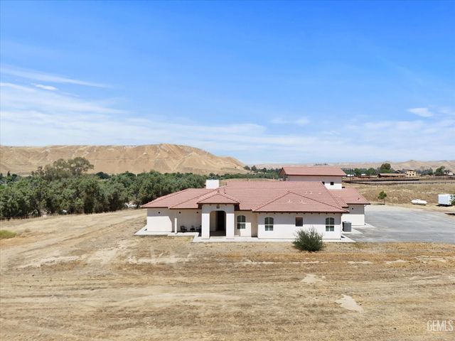 13700 Round Mountain Road, Bakersfield, CA 93308