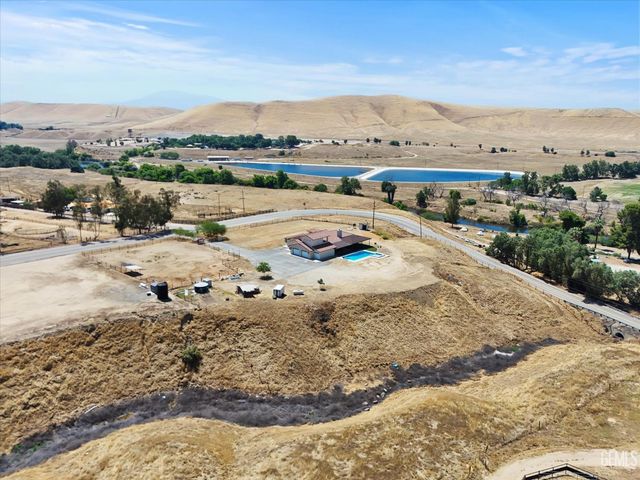 13700 Round Mountain Road, Bakersfield, CA 93308