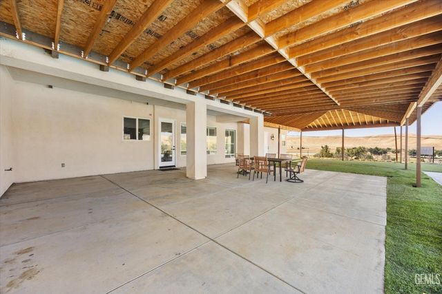 13700 Round Mountain Road, Bakersfield, CA 93308