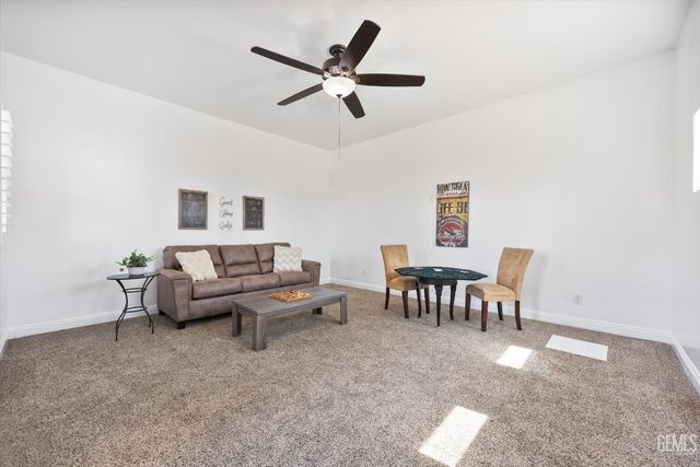 13700 Round Mountain Road, Bakersfield, CA 93308