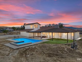 13700 Round Mountain Road, Bakersfield, CA 93308