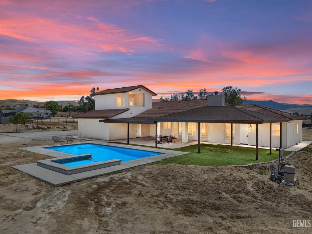 13700 Round Mountain Road, Bakersfield, CA 93308