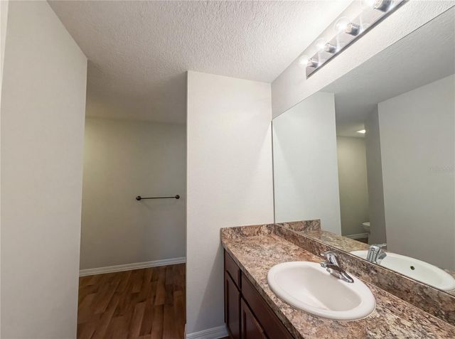 2359 BEXLEY DRIVE, Tavares, FL 32778