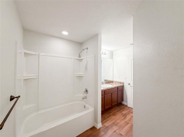 2359 BEXLEY DRIVE, Tavares, FL 32778