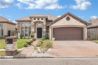 316 Kika De La Garza Street, Edinburg, TX 78539