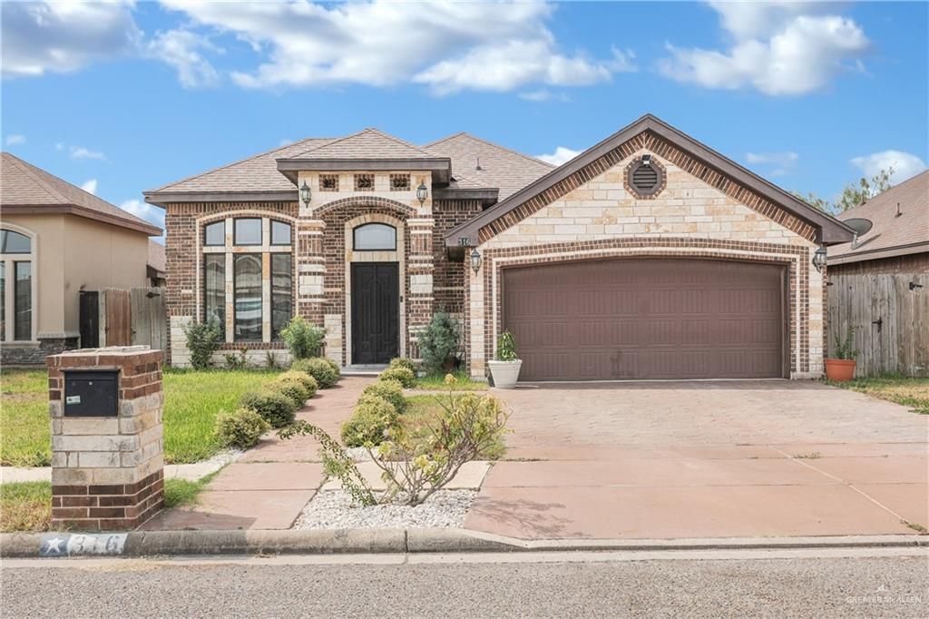 316 Kika De La Garza Street, Edinburg, TX 78539