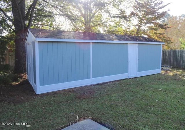 100 Louis Street, Greenville, NC 27858