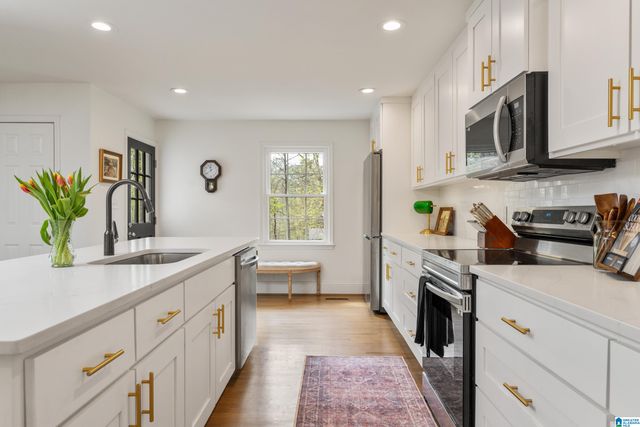 158 WILLOW RIDGE DRIVE, Indian Springs Village, AL 35124