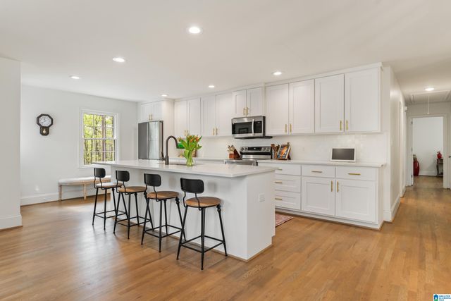 158 WILLOW RIDGE DRIVE, Indian Springs Village, AL 35124