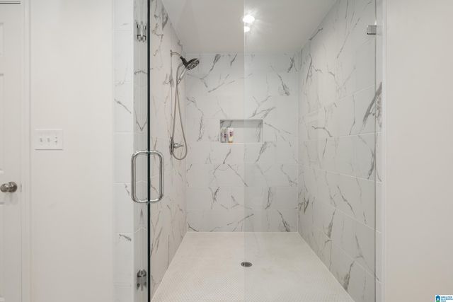 158 WILLOW RIDGE DRIVE, Indian Springs Village, AL 35124