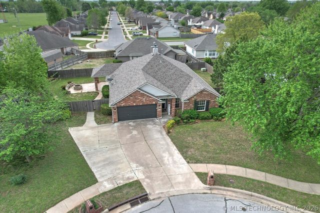 10416 E 116th Street S, Bixby, OK 74008