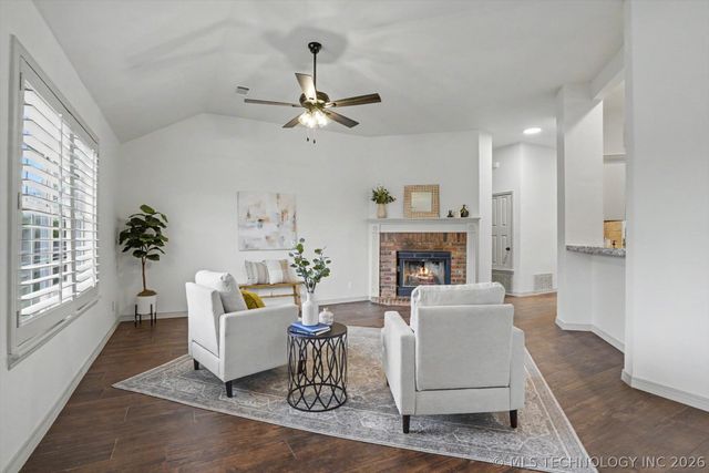 10416 E 116th Street S, Bixby, OK 74008