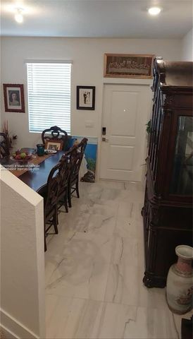 1790 SE 7th Ter 1790, Homestead, FL 33034