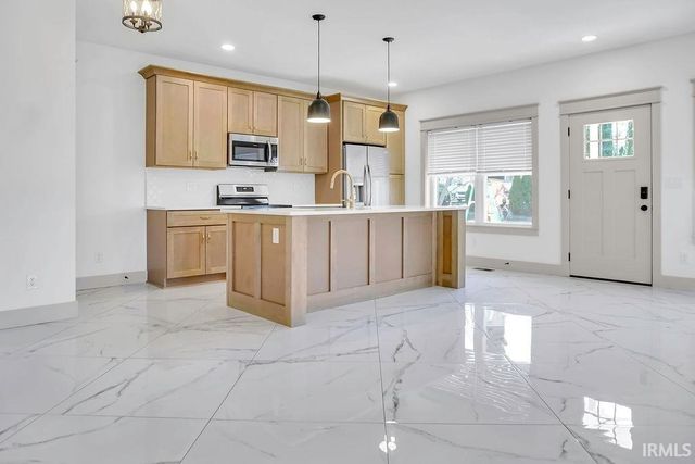 1104 N Grant Street, Bloomington, IN 47408