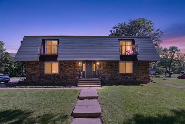 5110 Pebblebrook Drive, Madison, WI 53716