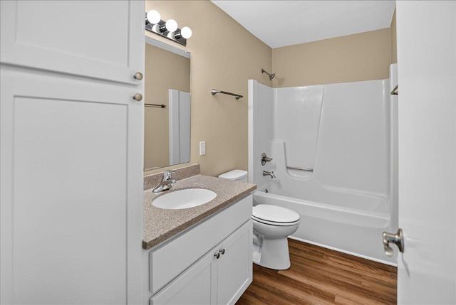 5110 Pebblebrook Drive, Madison, WI 53716