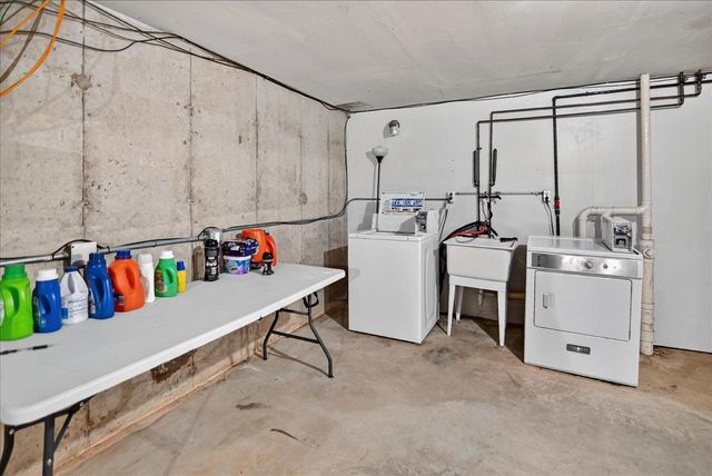 5110 Pebblebrook Drive, Madison, WI 53716