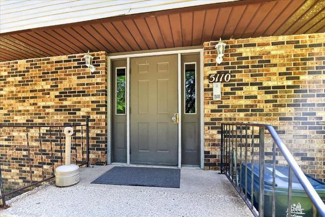 5110 Pebblebrook Drive, Madison, WI 53716