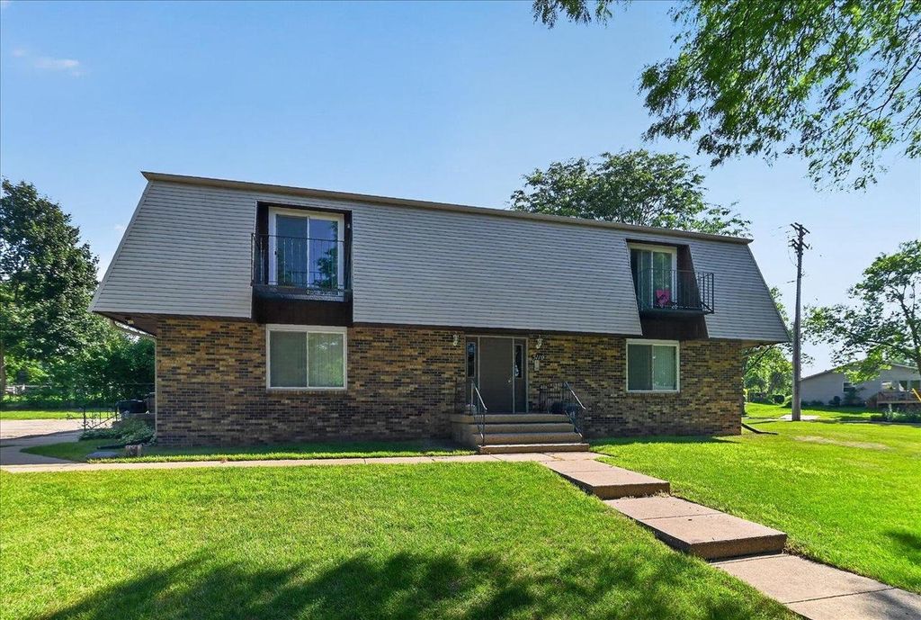 5110 Pebblebrook Drive, Madison, WI 53716
