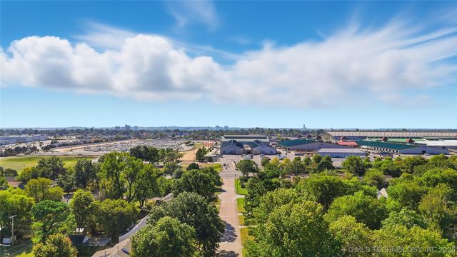 1335 S Urbana Avenue, Tulsa, OK 74112