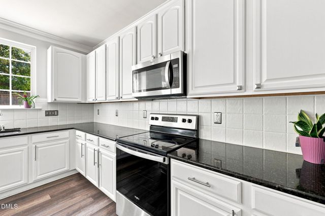 101 Amacord Way, Holly Springs, NC 27540
