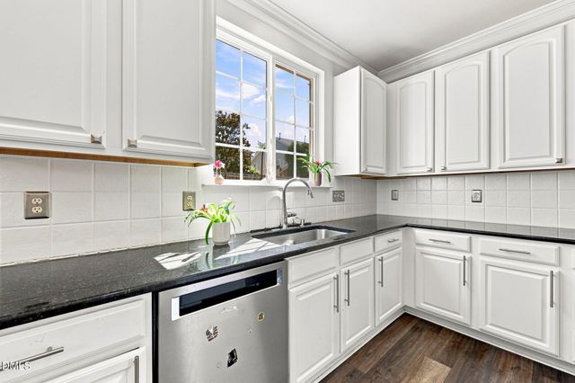 101 Amacord Way, Holly Springs, NC 27540
