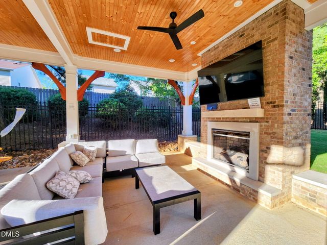 101 Amacord Way, Holly Springs, NC 27540