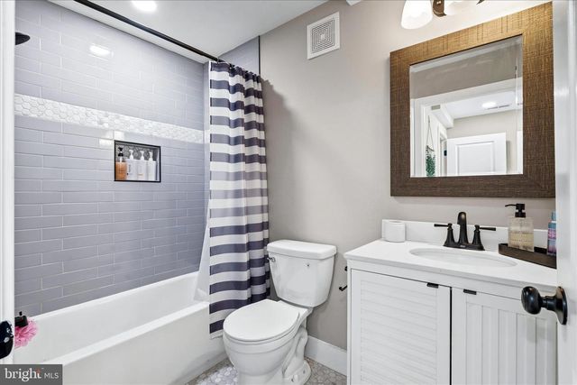 1218 W NORTHERN PKWY, Baltimore, MD 21209
