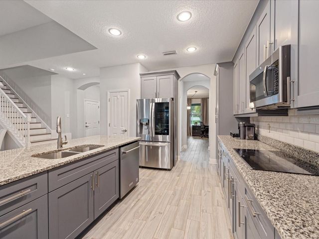 7450 71ST AVENUE N, Pinellas Park, FL 33781